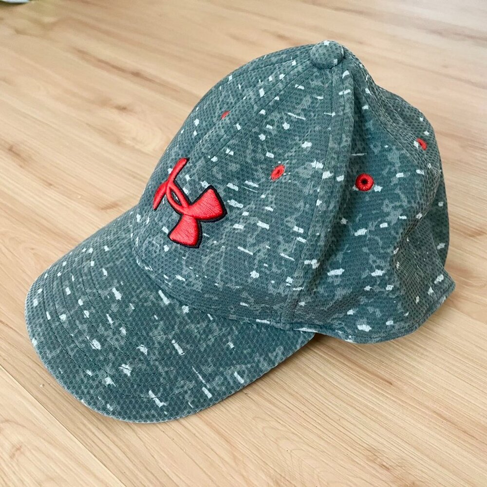 Under Armour Youth UA Blitzing Baseball Hat Size M